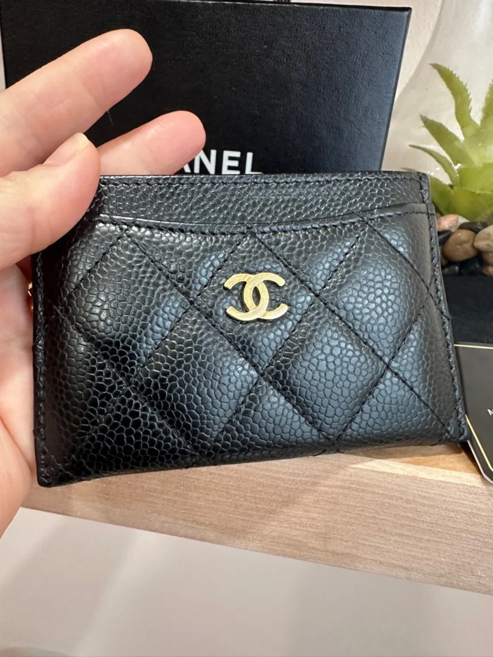 ✨Chanel Classic Caviar Card Holder – Black with Gold Hardware✨ - Picture 15 of 16